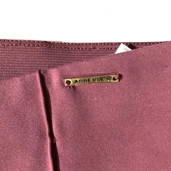 EUC Anne Klein Compression Slim Leg Pants - Picture 4 of 7